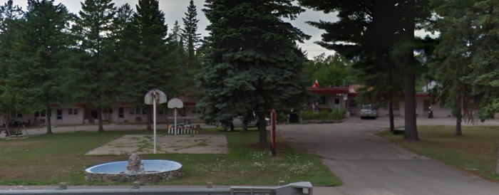 Indian River Motel and Cottages - STREET VIEW